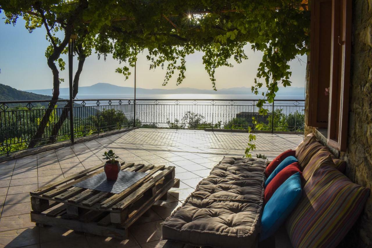 Coastal Stone Residence With Spectacular Scenery Kitriaí Exteriér fotografie